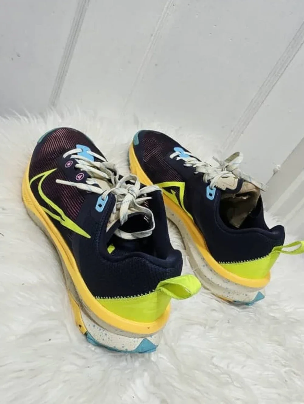 Nike Terra Kiger 9 'Obsidian Citron Volt' Trail Running Sneakers Men's Size 10